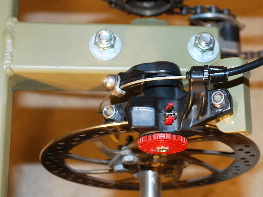 DeltaRunner Comfort Trike - disc brake